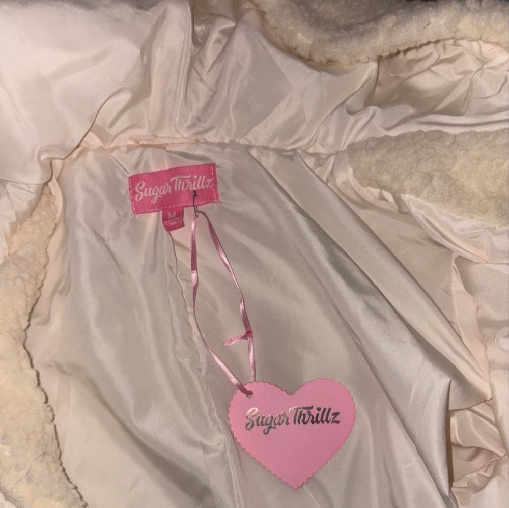 Sugar Thrillz Cream Puffer with Pink Bows - Picture 3 of 3